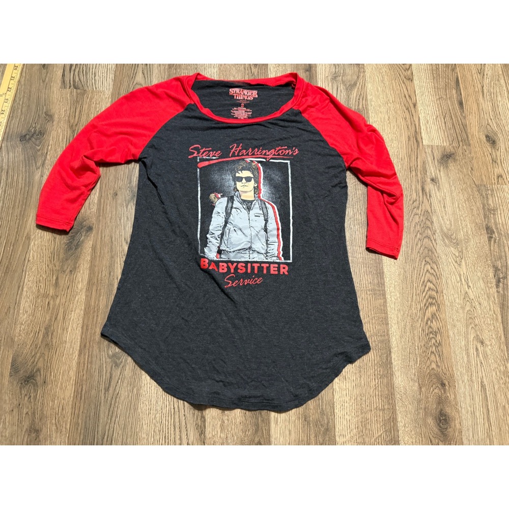 Stranger Things Shirt Women Size S Gray Red Raglan Steve Harrington Babysitter